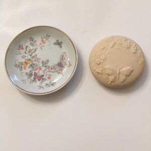 AVON Butterfly Fantasy Fragranced Soap and 22kt Gold Trimmed Porcelain Soap Dish
